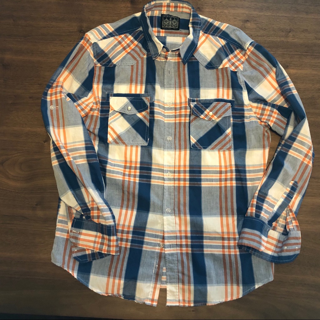 Straightfaded Button Down